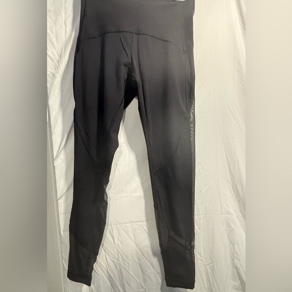 LULULEMON black and mesh leggings excellent condition 8 - Picture 1 of 8